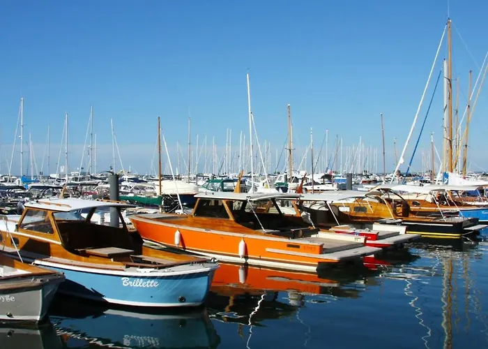 Centre - Grand T3 Calme, Lumineux Avec Terrasse Et Parking, Proche Plages Et Commerces - Fr-1-420-8 公寓 *