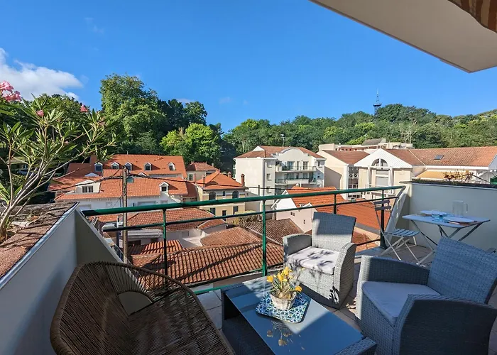 Centre - Grand T3 Calme, Lumineux Avec Terrasse Et Parking, Proche Plages Et Commerces - Fr-1-420-8 公寓 *